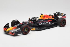 Oracle Red Bull Racing RB18 #1 M. Verstappen Winner Belgian GP 2022 Minichamps 1:18 110221401 Kovina