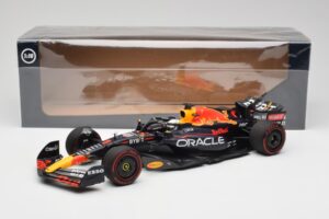 Oracle Red Bull Racing RB18 #1 M. Verstappen Winner Belgian GP 2022 Minichamps 1:18 110221401 Kovina – slika 7 od 7