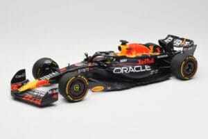 Oracle Red Bull Racing RB19 #1 M. Verstappen Winner Abu Dhabi GP 2023 Minichamps 1:18 110232301 Kovina