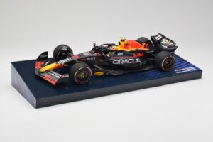 Red Bull Racing RB19 #11 S. Perez Winner Saudi Arabian GP 2023 Minichamps 1:18 113230111 Kovina – slika 2 od 6
