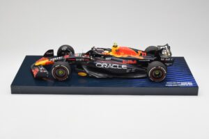 Red Bull Racing RB19 #11 S. Perez Winner Saudi Arabian GP 2023 Minichamps 1:18 113230111 Kovina
