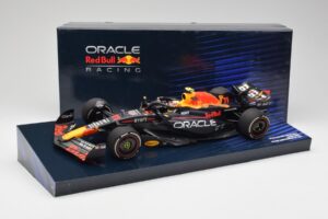 Red Bull Racing RB19 #11 S. Perez Winner Saudi Arabian GP 2023 Minichamps 1:18 113230111 Kovina – slika 6 od 6