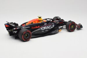 Red Bull Racing RB20 #11 S. Perez Bahrain GP 2024 Minichamps 1:18 110240111 Kovina – slika 2 od 7
