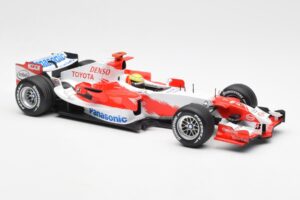 Panasonic Toyota Racing TF106 #8 R. Schumacher F1 2006 Minichamps 1:18 100060007 Kovina – slika 4 od 6