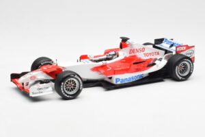 Toyota TF106 Panasonic Toyota Racing J. Trulli F1 Presentation 2006 Minichamps 1:18 AM59554H Kovina
