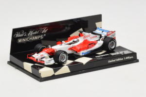 Toyota TF106 Panasonic #12 J. Trulli Panasonic Toyota Racing Showcar 2006 Minichamps 1:43 400060078 Kovina – slika 2 od 5