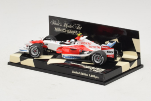 Toyota J. Trulli Panasonic Toyota Racing Showcar F1 2007 Minichamps 1:43 400070082 Kovina – slika 3 od 5