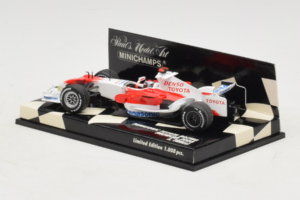 Toyota TF108 #9 J. Trulli Panasonic Toyota Racing Showcar F1 2008 Minichamps 1:43 400080081 Kovina – slika 3 od 5
