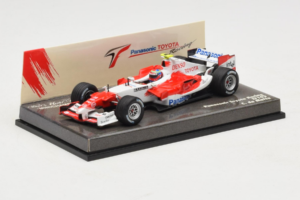 Toyota TF103 #21 C. da Matta Panasonic Toyota Racing F1 2003 Minichamps 1:43 AM26644B Kovina – slika 2 od 5