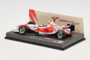Toyota TF103 #21 C. da Matta Panasonic Toyota Racing F1 2003 Minichamps 1:43 AM26644B Kovina – slika 3 od 5