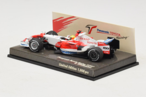 Toyota TF107 #11 R. Schumacher Panasonic Toyota Racing F1 2007 Minichamps 1:43 AM601286 Kovina – slika 3 od 5