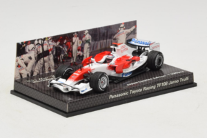 Toyota TF108 #12 J. Trulli Panasonic Toyota Racing F1 2008 Minichamps 1:43 AM61151 Kovina – slika 2 od 6