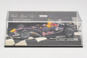 Red Bull RB1 Cosworth S. Speed Test Car 2005 Minichamps 1:43 400050137 Kovina – slika 5 od 5