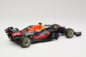 Red Bull Racing Honda RB16B #33 M. Verstappen Mexican GP Winner 2021 Minichamps 1:18 110211933 Smola – slika 2 od 6