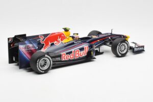 Red Bull RB6 #7 M. Webber Red Bull Racing Showcar 2010 Minichamps 1:18 150100076-R1 Kovina – slika 2 od 6