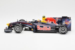 Red Bull RB6 #7 M. Webber Red Bull Racing Showcar 2010 Minichamps 1:18 150100076-R1 Kovina – slika 3 od 6