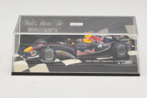 Red Bull Racing RB1 V. Liuzzi Test Driver F1 2005 Minichamps 1:43 400050115 Kovina – slika 5 od 5