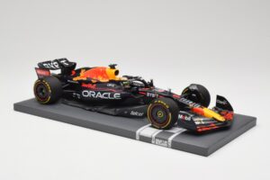 Oracle Red Bull Racing RB18 #33 M. Verstappen Mexican GP 2022 Minichamps 1:18 113222001 Smola – slika 4 od 7