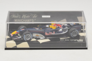 Red Bull RB2 Ferrari #14 C. Klien Red Bull Racing 2006 Minichamps 1:43 400060015 Kovina – slika 4 od 5