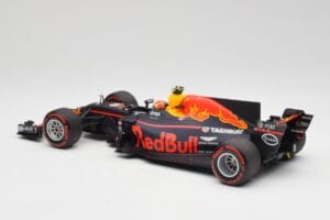Red Bull Racing RB13 Tag Heuer #33 M. Verstappen Australian GP 2017 Minichamps 1:18 110170033 Smola – slika 5 od 7