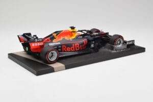 Red Bull RB15 #33 M. Verstappen Brazil GP Winner 2019 Minichamps 1:18 113191933 Kovina – slika 3 od 7