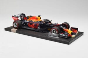 Red Bull RB15 #33 M. Verstappen Brazil GP Winner 2019 Minichamps 1:18 113191933 Kovina – slika 4 od 7