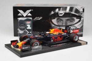 Red Bull RB15 #33 M. Verstappen Brazil GP Winner 2019 Minichamps 1:18 113191933 Kovina – slika 6 od 7