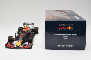 Red Bull RB15 #10 P. Gasly F1 2019 Minichamps 1:18 110190010 Kovina – slika 7 od 7