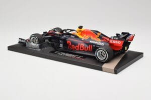 Red Bull RB16 #33 M. Verstappen Red Bull Racing 70th Anniversary GP Winner 2020 Minichamps 1:18 113200533-M1 Smola – slika 5 od 7