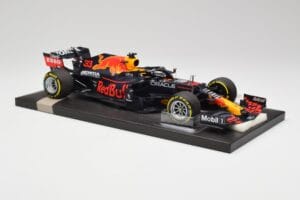 Red Bull RB16B #33 M. Verstappen France GP Winner 2021 Minichamps 1:18 113210833 Kovina – slika 4 od 7