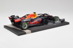 Red Bull RB16B #33 M. Verstappen Emilia Romagna GP Winner 2021 Minichamps 1:18 113210233T Kovina – slika 3 od 6