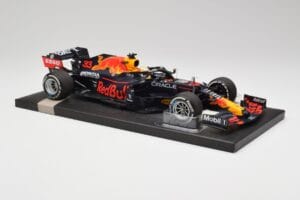 Red Bull RB16B #33 M. Verstappen Styrian & Austrian GP Winner 2021 Minichamps 1:18 113210933 Kovina – slika 4 od 6