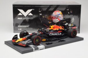 Red Bull RB18 Oracle #1 M. Verstappen Dutch GP 2022 Winner Minichamps 1:18 113221501 Smola – slika 7 od 7