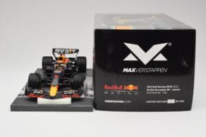 Red Bull RB18 #1 M. Verstappen Emilia Romagna GP 2022 Winner Minichamps 1:18 113220401 Smola – slika 6 od 7