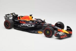 Red Bull RB19 #1 M. Verstappen Qatar Sprint Race 2nd WC 2023 Minichamps 1:18 110231801 Kovina – slika 4 od 6