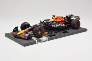 Red Bull RB19 Oracle #1 M. Verstappen Australian GP 2023 Winner Minichamps 1:18 113230301 Smola – slika 2 od 7