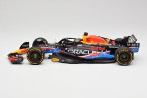 Red Bull RB19 #11 S. Perez Austin GP 2023 Minichamps 1:18 110231911 Kovina – slika 3 od 6