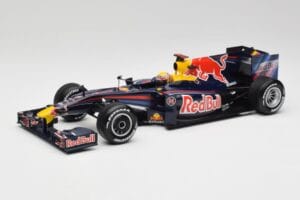Red Bull RB3 #2 M. Webber F1 2007 Minichamps 1:18 110110272 Kovina
