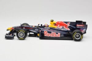 Red Bull RB5 #14 M. Webber Chinese GP 2nd 2009 Minichamps 1:18 150090114 Kovina – slika 3 od 6