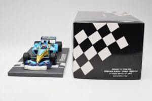 Renault F1 Team R25 #5 F. Alonso 3rd Place Brazil GP 2005 World Champion Minichamps 1:18 117051705 Kovina – slika 6 od 7