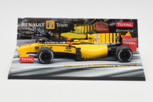 Renault R30 #11 R. Kubica Race Car 2010 Minichamps 1:43 403100081 Kovina