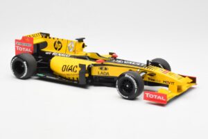 Renault R30 R. Kubica / V. Petrov F1 Showcar 2010 Minichamps 1:18 7711428831 Kovina – slika 4 od 6