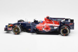 Scuderia Toro Rosso STR3 #11 S. Bourdais F1 2008 Minichamps 1:18 150080014 Kovina – slika 3 od 6