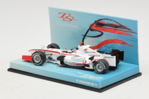 Super Aguri SA05 Honda #22 T. Sato 1st GP Bahrain 2006 Minichamps 1:43 518064322 Kovina – slika 3 od 5