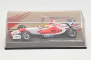 Toyota TF105 #17 R. Schumacher Panasonic Toyota Racing F1 2005 Minichamps 1:43 AM58296 Kovina – slika 4 od 5