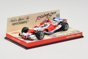 Toyota TF107 #12 J. Trulli Showcar 2007 Minichamps 1:43 403070082 Kovina – slika 2 od 5