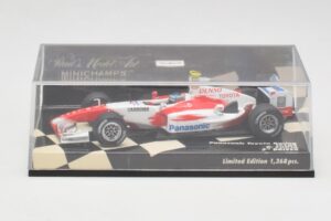 Toyota TF104 Panasonic Racing #0 R. Zonta 3rd Driver 2004 Minichamps 1:43 400040038 Kovina – slika 5 od 5