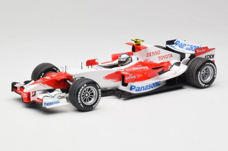 Toyota TF107 #12 J. Trulli F1 Launch Livery 2007 Minichamps 1:18 AM601321 Kovina