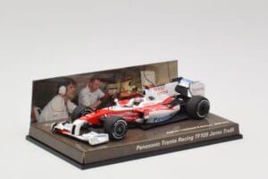 Toyota TF109 Panasonic Toyota Racing #9 J. Trulli F1 2009 Minichamps 1:43 AM62130 Kovina – slika 2 od 5