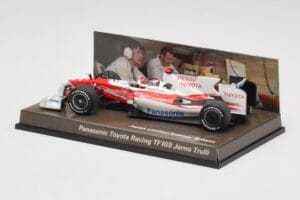 Toyota TF109 Panasonic Toyota Racing #9 J. Trulli F1 2009 Minichamps 1:43 AM62130 Kovina – slika 3 od 5